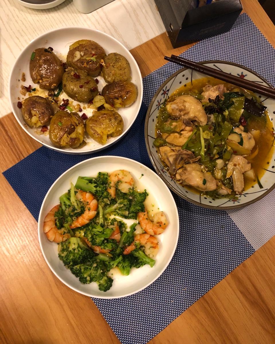 子时当归蒜蓉虾仁西兰花