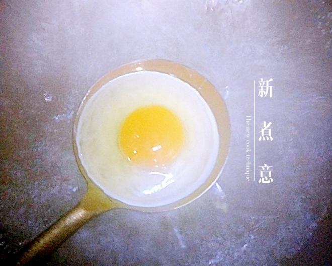 圆形荷包蛋的做法(水煮)的做法