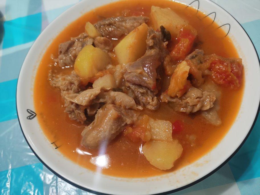 番茄土豆炖牛腩
