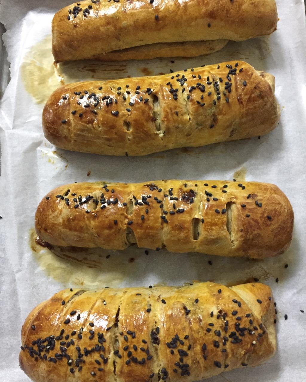 准备好葡萄干一起来做软软——Yolk葡萄卷