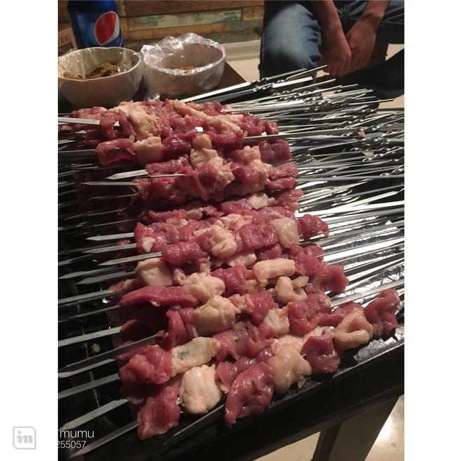 新疆巴郎子的烤羊肉秘方（羊肉嫩而不膻的腌制法）的做法