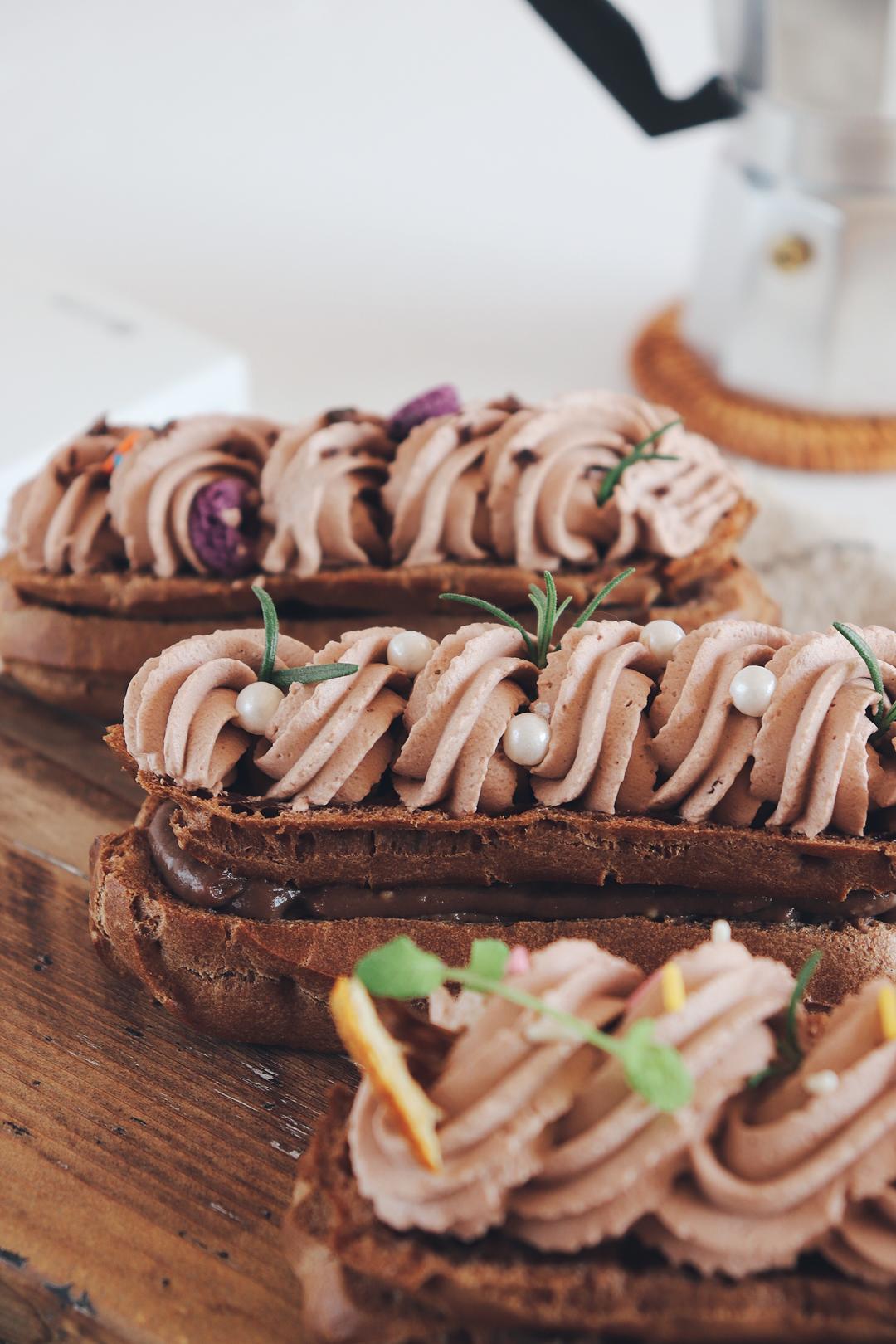 不塌陷的高颜值手指泡芙的做法