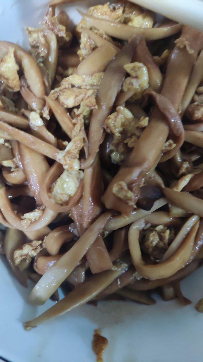 杏鲍菇炒鸡蛋