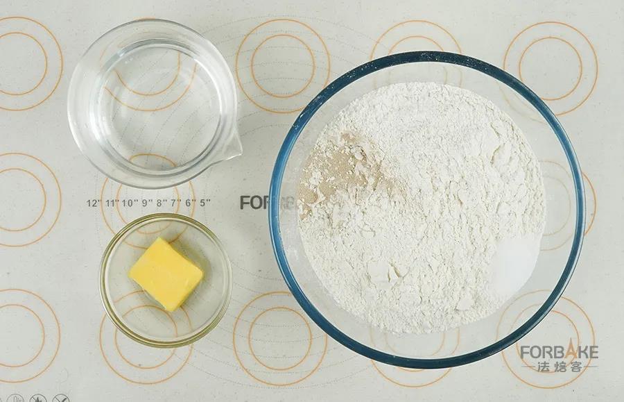 纯奶手撕吐司的做法 步骤1