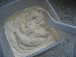 低脂纯牛奶冰淇淋（脂肪含量为10.8%）的做法 步骤13