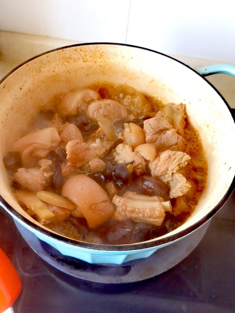 排骨茄子焖面【8月北鼎珐琅铸铁锅食谱】