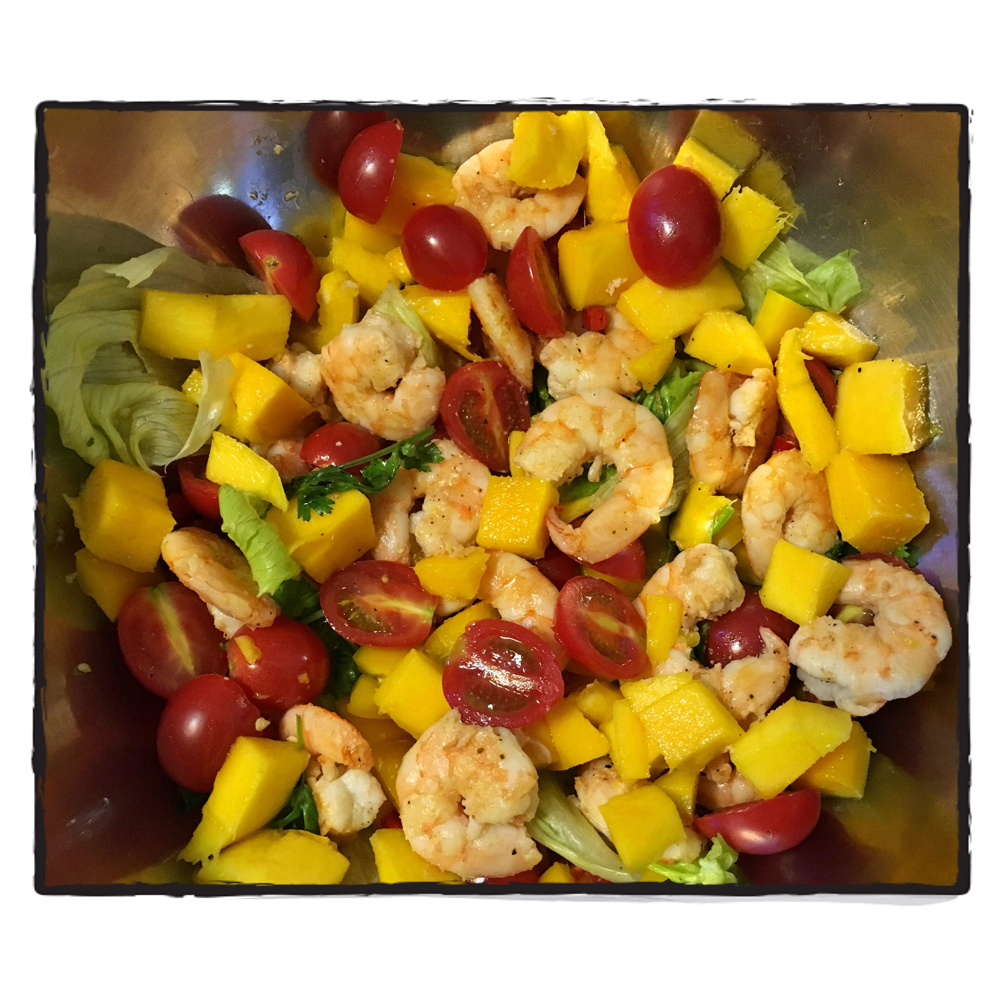 青柠牛油果大虾色拉