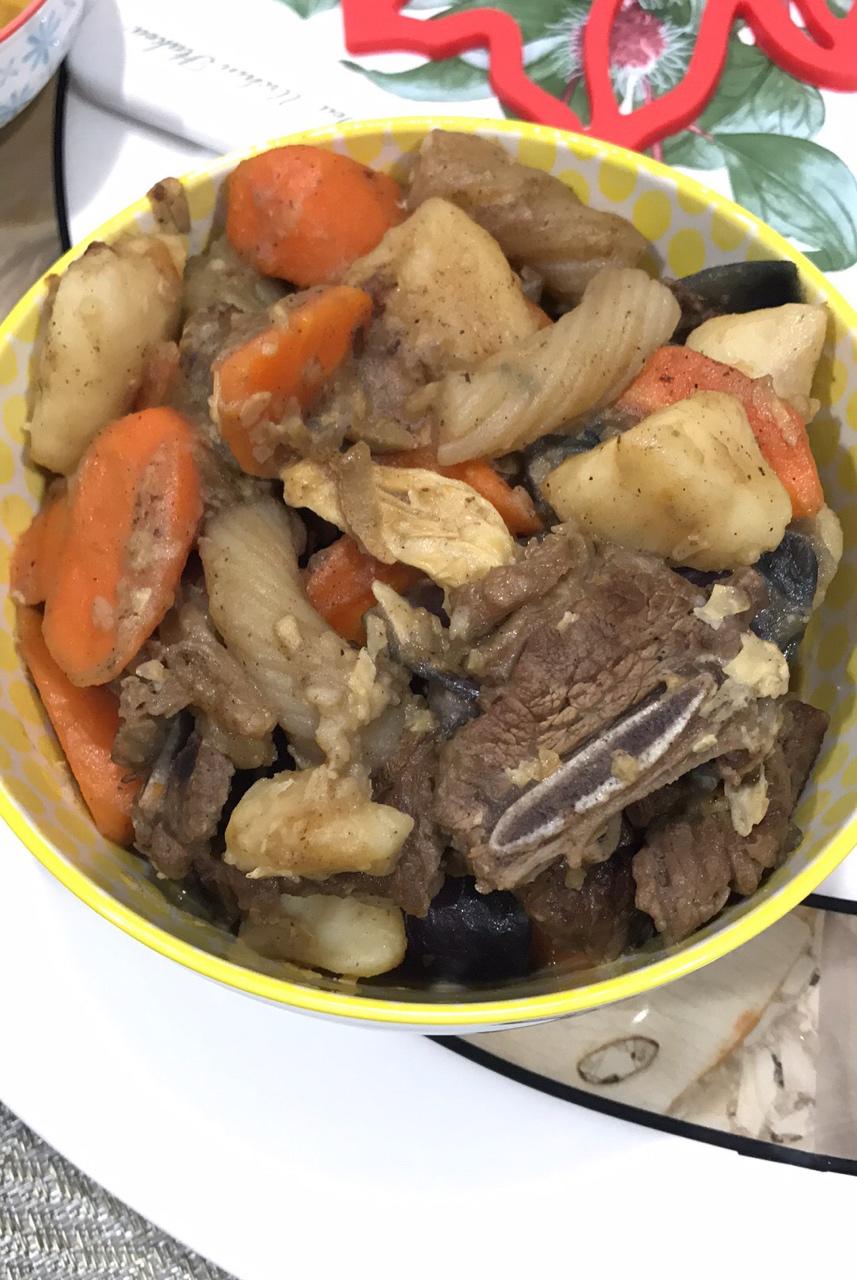 日式土豆炖牛肉（肉じゃが）