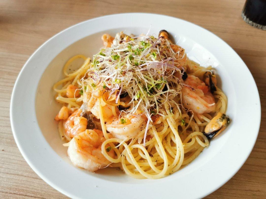 奶油蘑菇海鲜意大利面