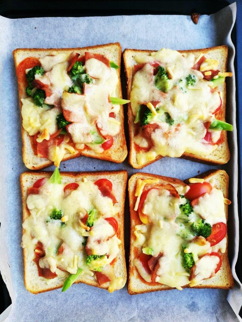 吐司培根小批萨