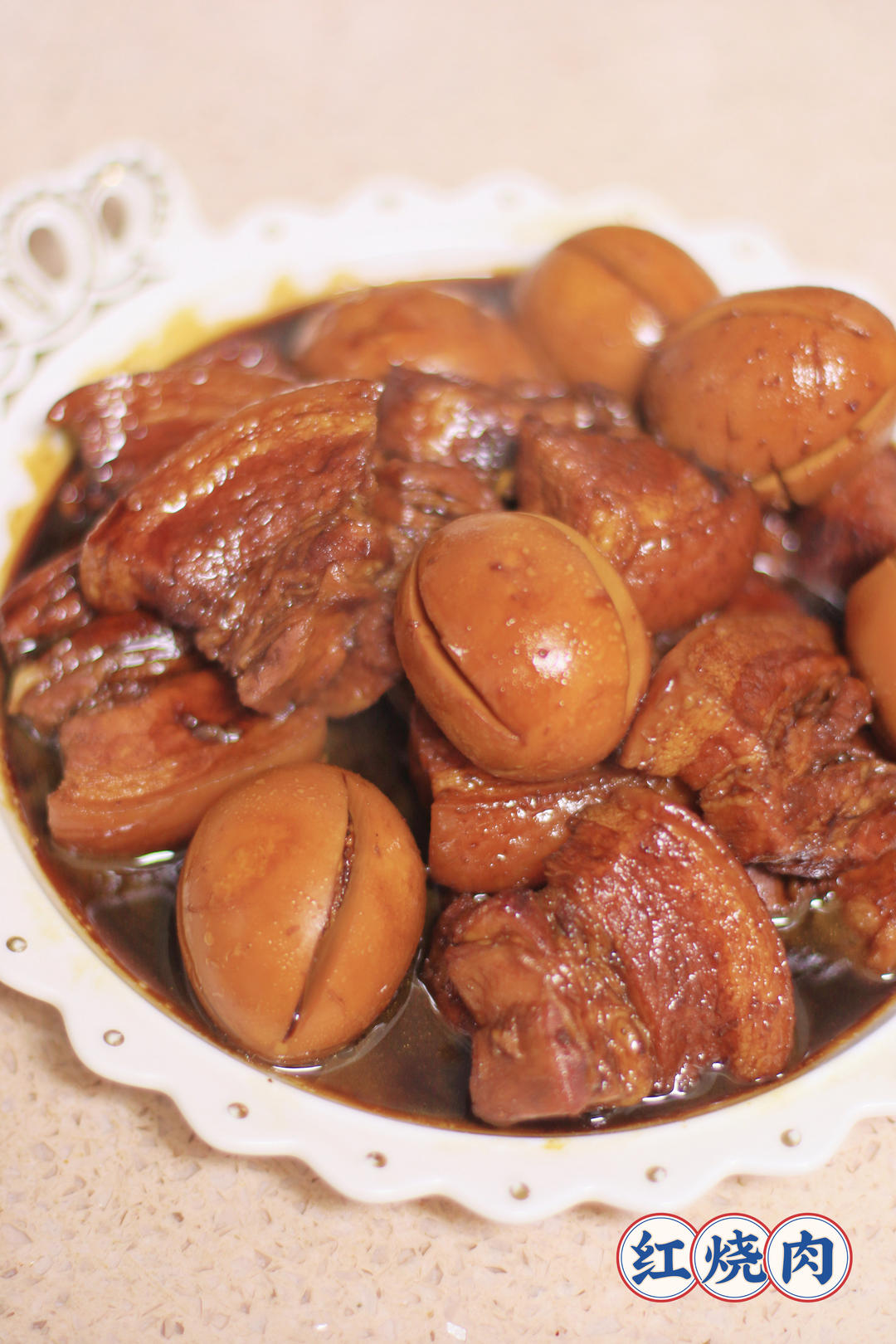 上海红烧肉：红烧肉加鸡蛋，上海人的吃法赞！