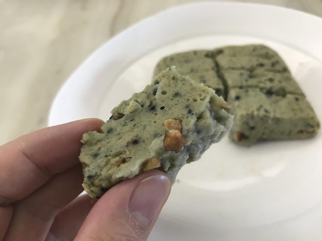 山药紫薯米粉蒸蛋糕–消耗宝宝米粉