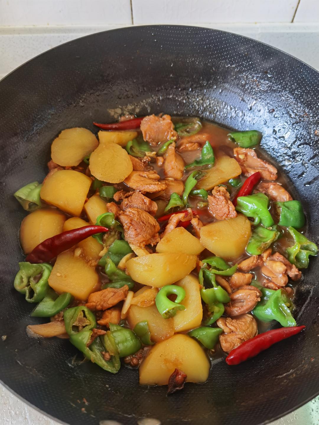 新疆特色大盘鸡（附加皮带面做法）