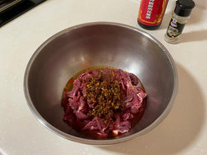 粉蒸牛肉的做法 步骤8