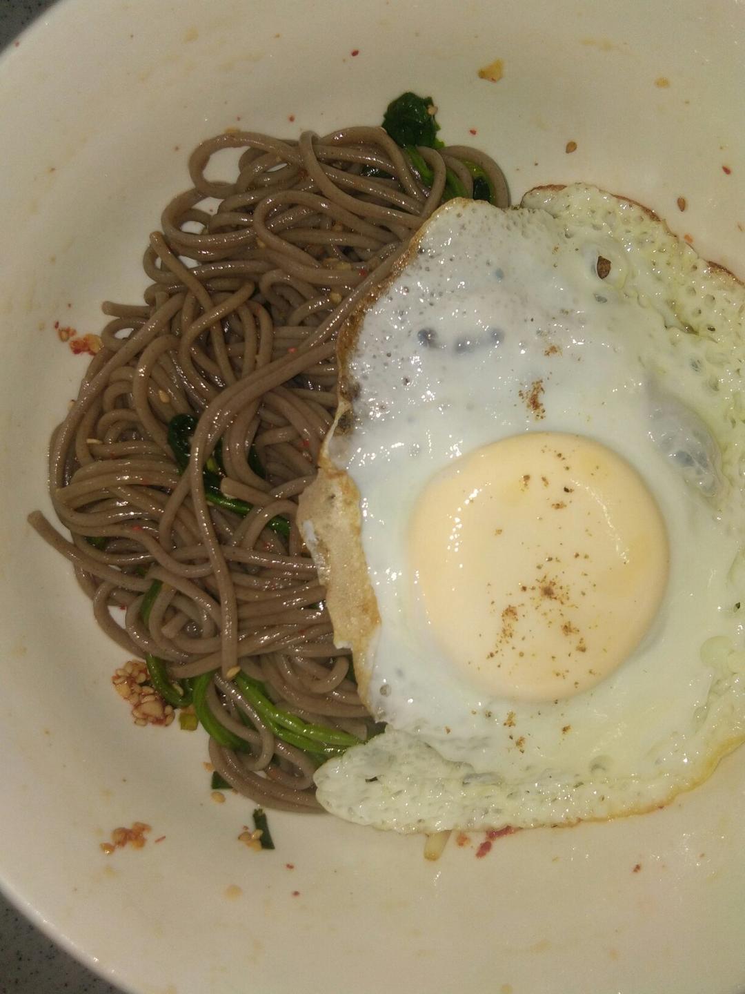 低脂冬季不长肉🔆解馋又开胃的酸辣拌荞麦面