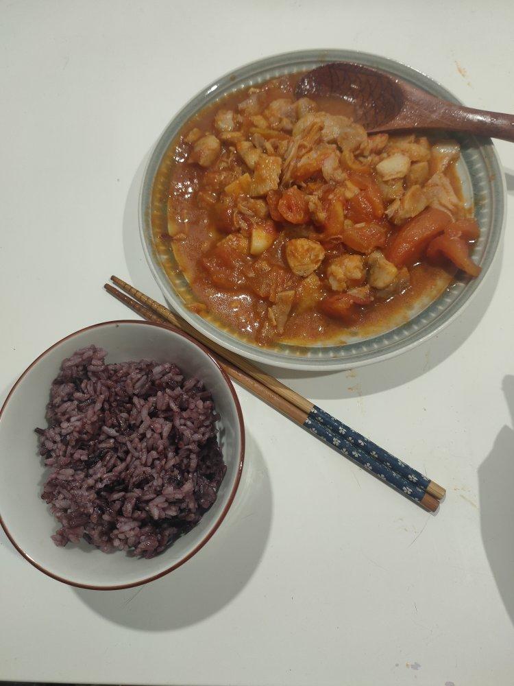 番茄鱼巴沙鱼（也可以用番茄龙利鱼），番茄酱汁超浓郁，营养又下饭！