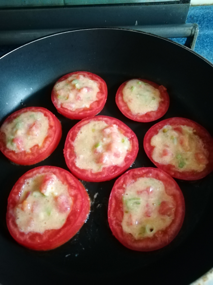 西红柿煎蛋饼的做法