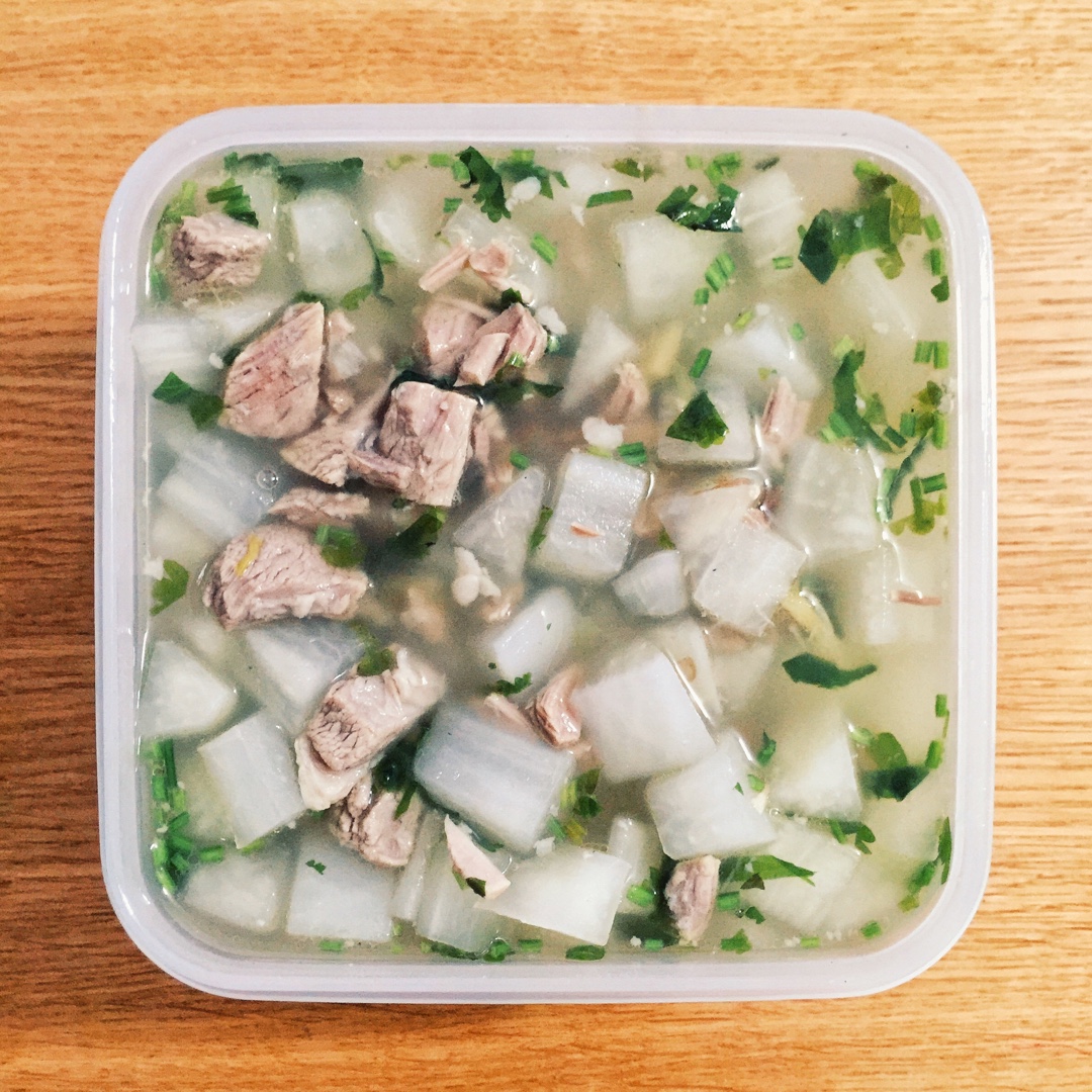 清炖羊肉汤
