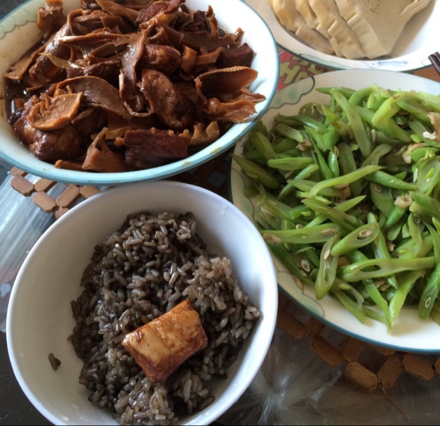 笋干红烧肉