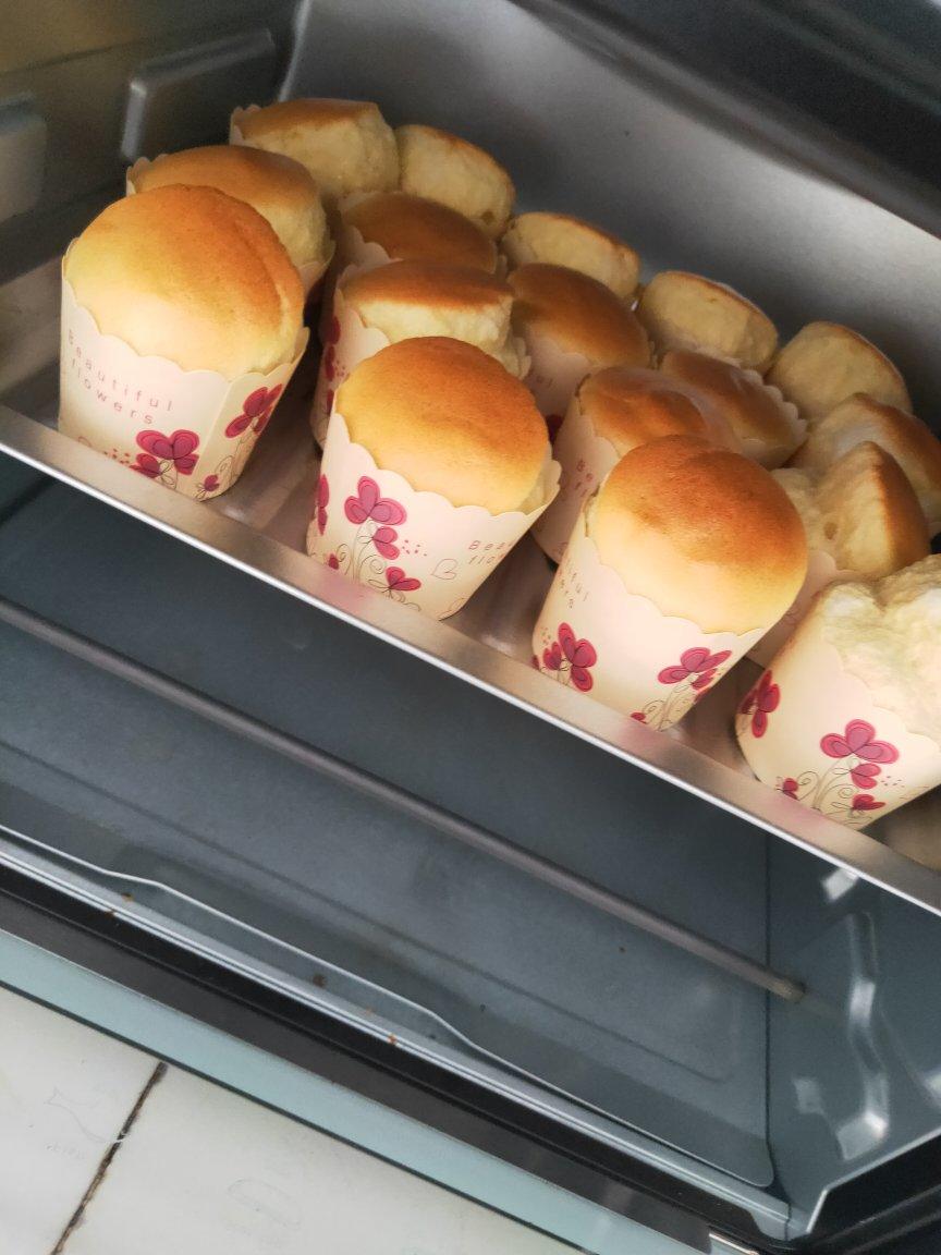 纸杯蛋糕 8寸戚风蛋糕的量