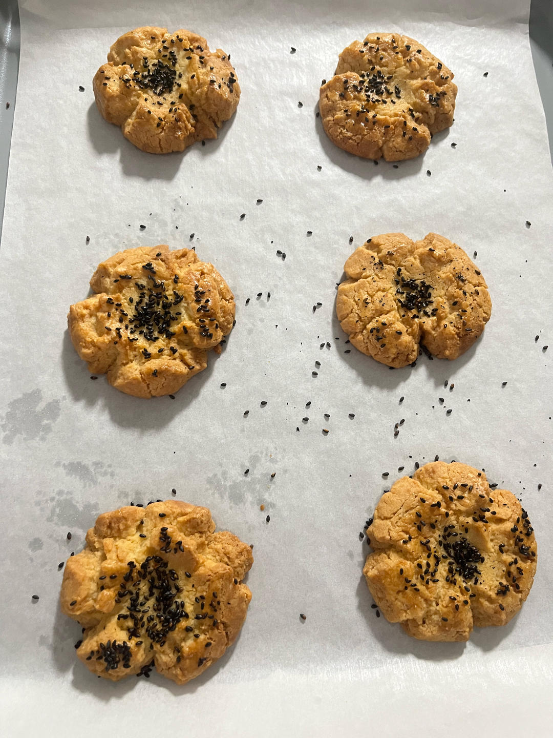 轻轻一按就碎掉的原味桃酥（不输猪油版）