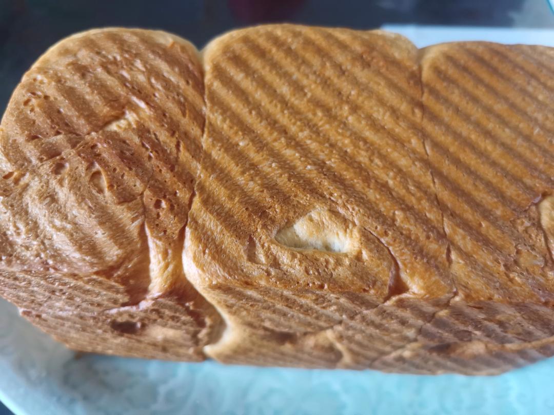 只需一次发酵的超软吐司（附面包机揉手套膜攻略）