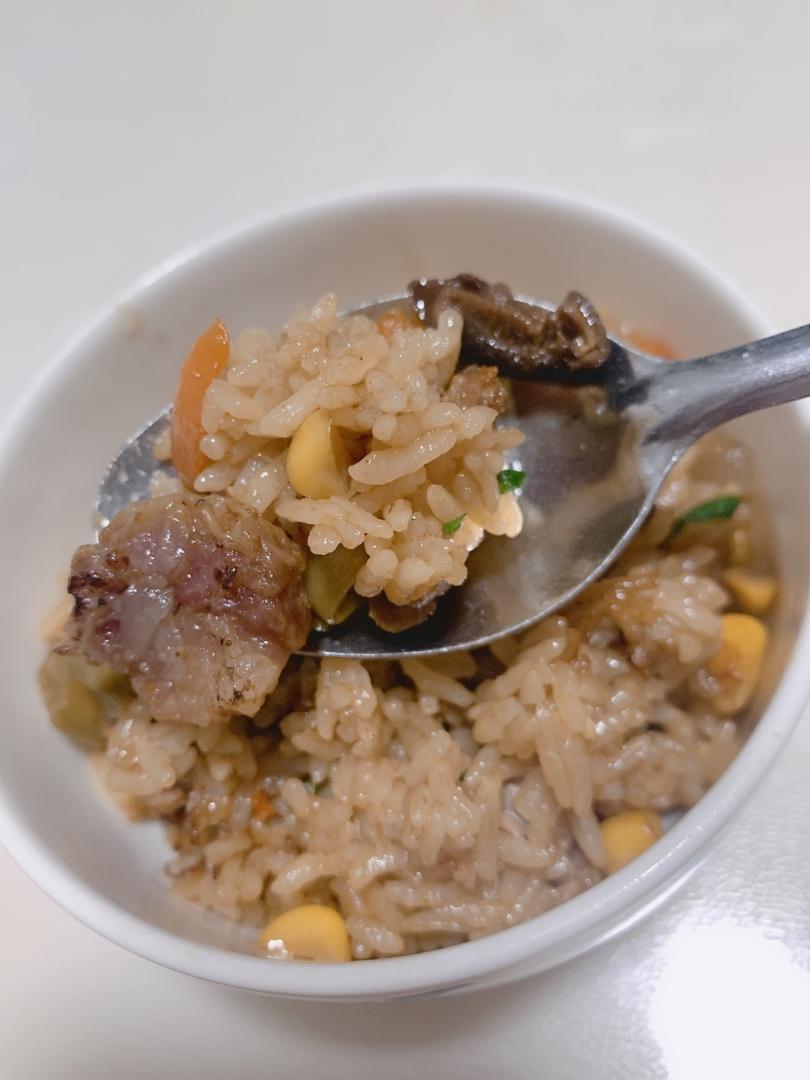 懒人必备～电饭煲腊肠焖饭