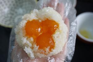 咸蛋黄肉松八宝饭-新网红的做法 步骤8