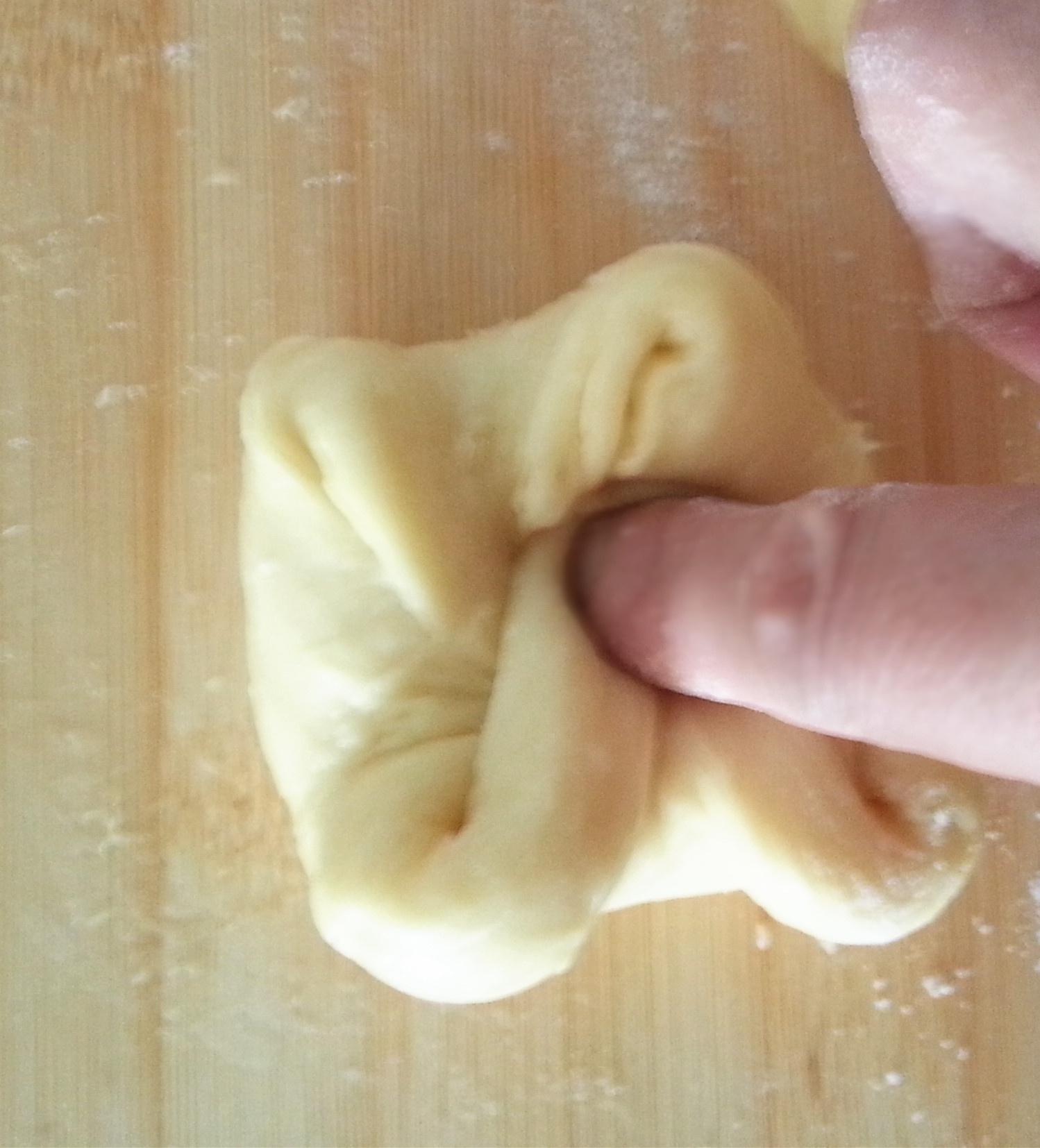 菠萝包（附10分钟手套膜和快速软面包做法）的做法 步骤9