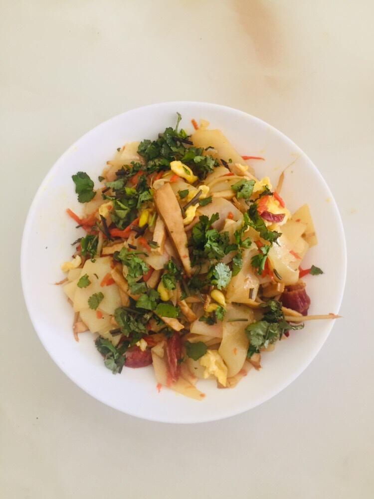炒河粉炒凉皮