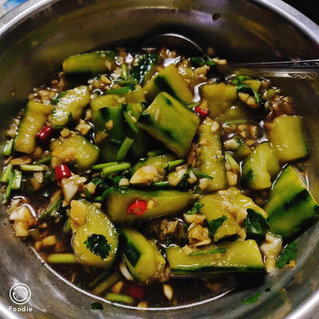 赞不绝口拍黄瓜🥒