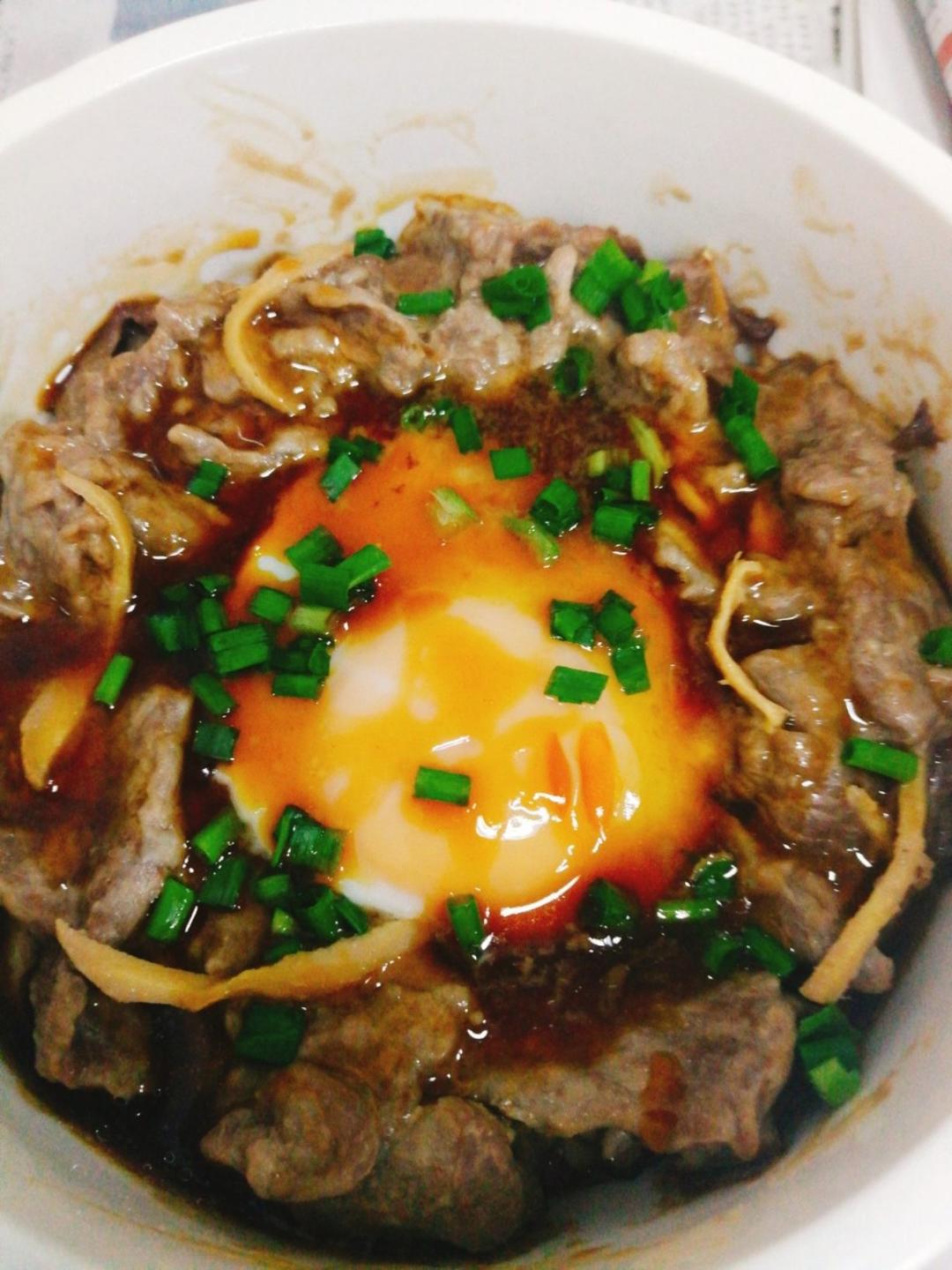 【电饭煲窝蛋牛肉饭】
