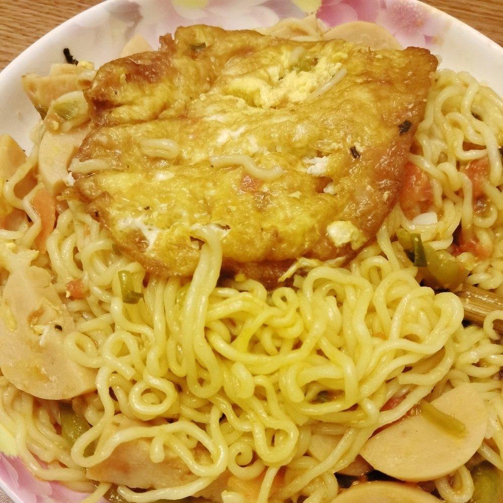 抖音同款·荷包蛋焖面