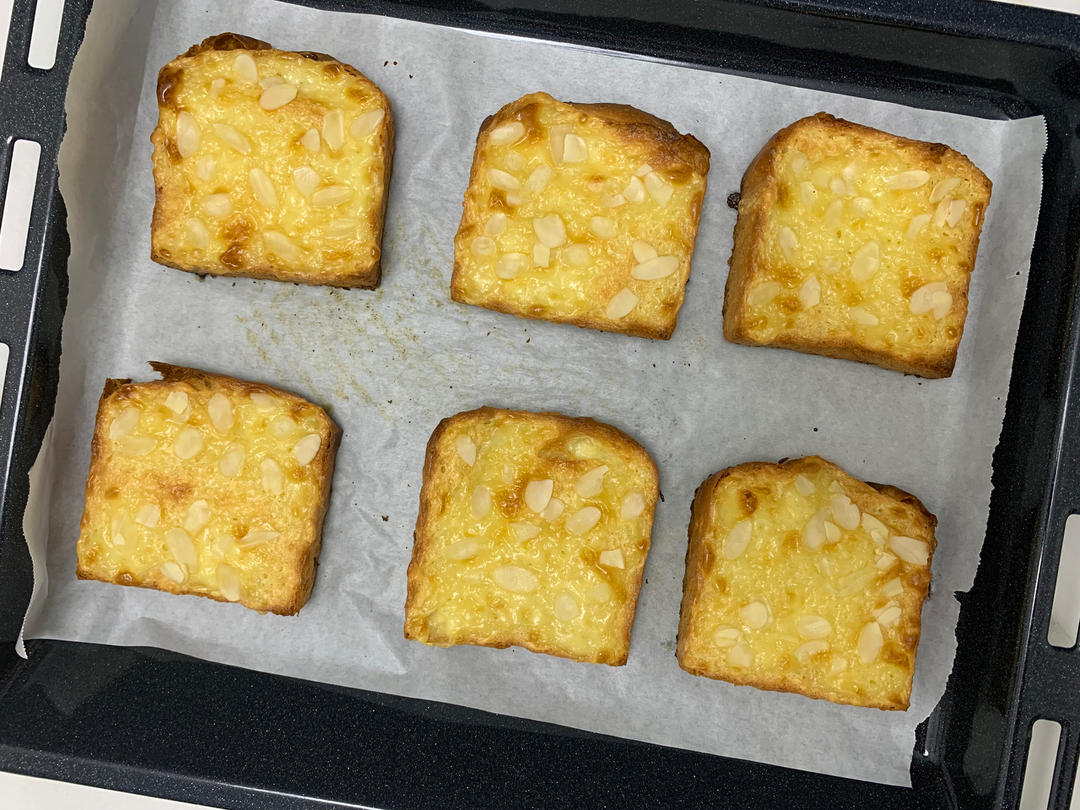 零失败快手岩烧乳酪(熔岩吐司)十分钟网红早餐，好吃哭