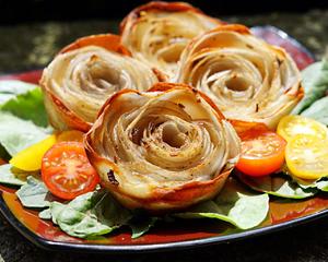 小清新与重口味并存的烤土豆玫瑰花的做法 步骤6