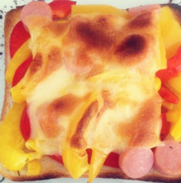 一分钟宵夜 香菇肉丸芝士土司 微波炉版