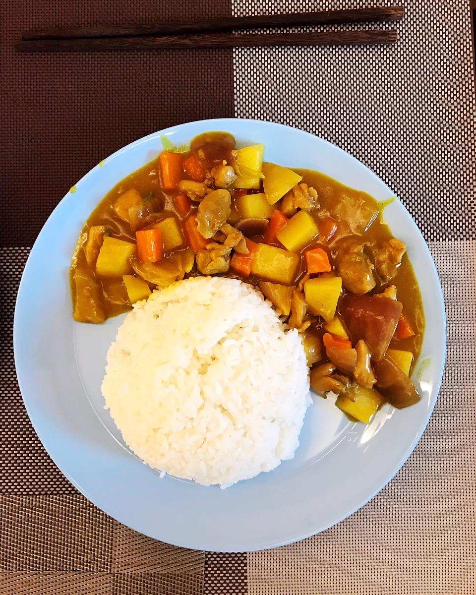 咖喱鸡肉饭