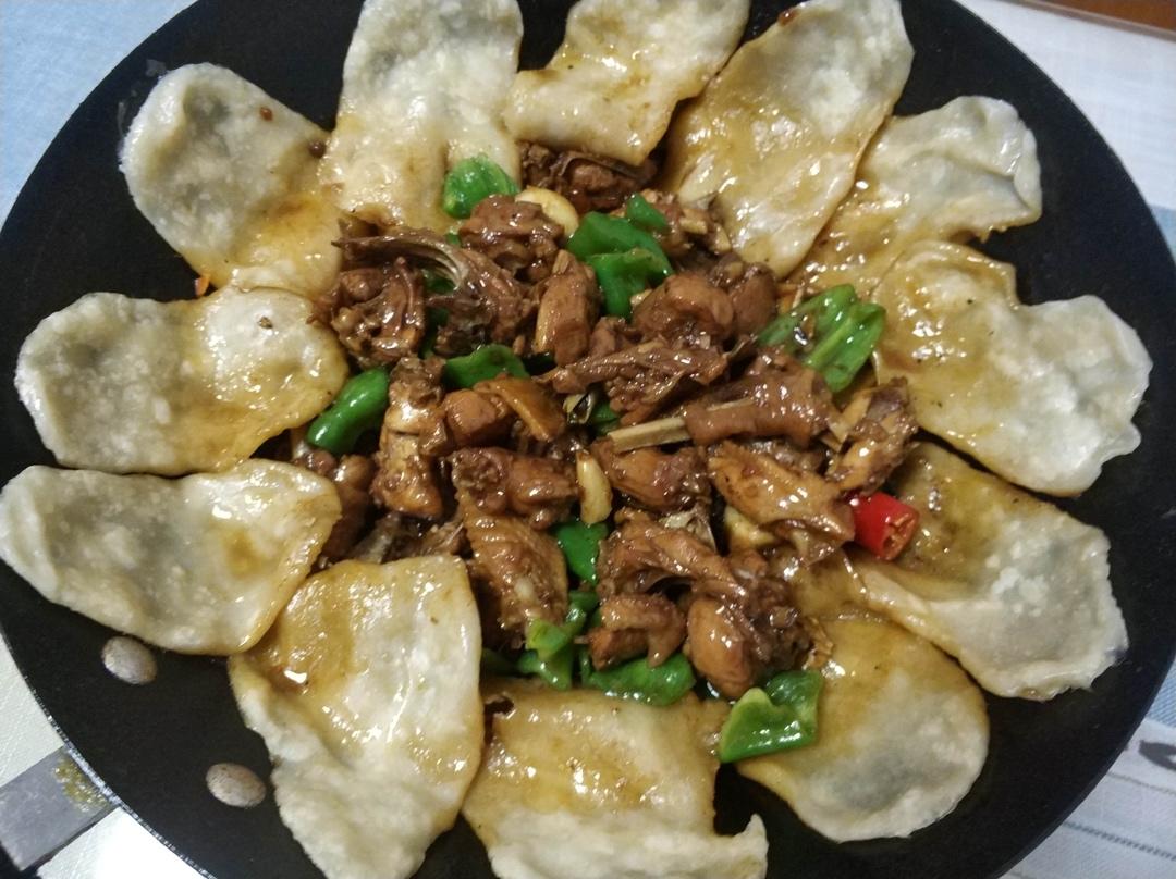 地锅鸡+自制红油【曼食慢语】