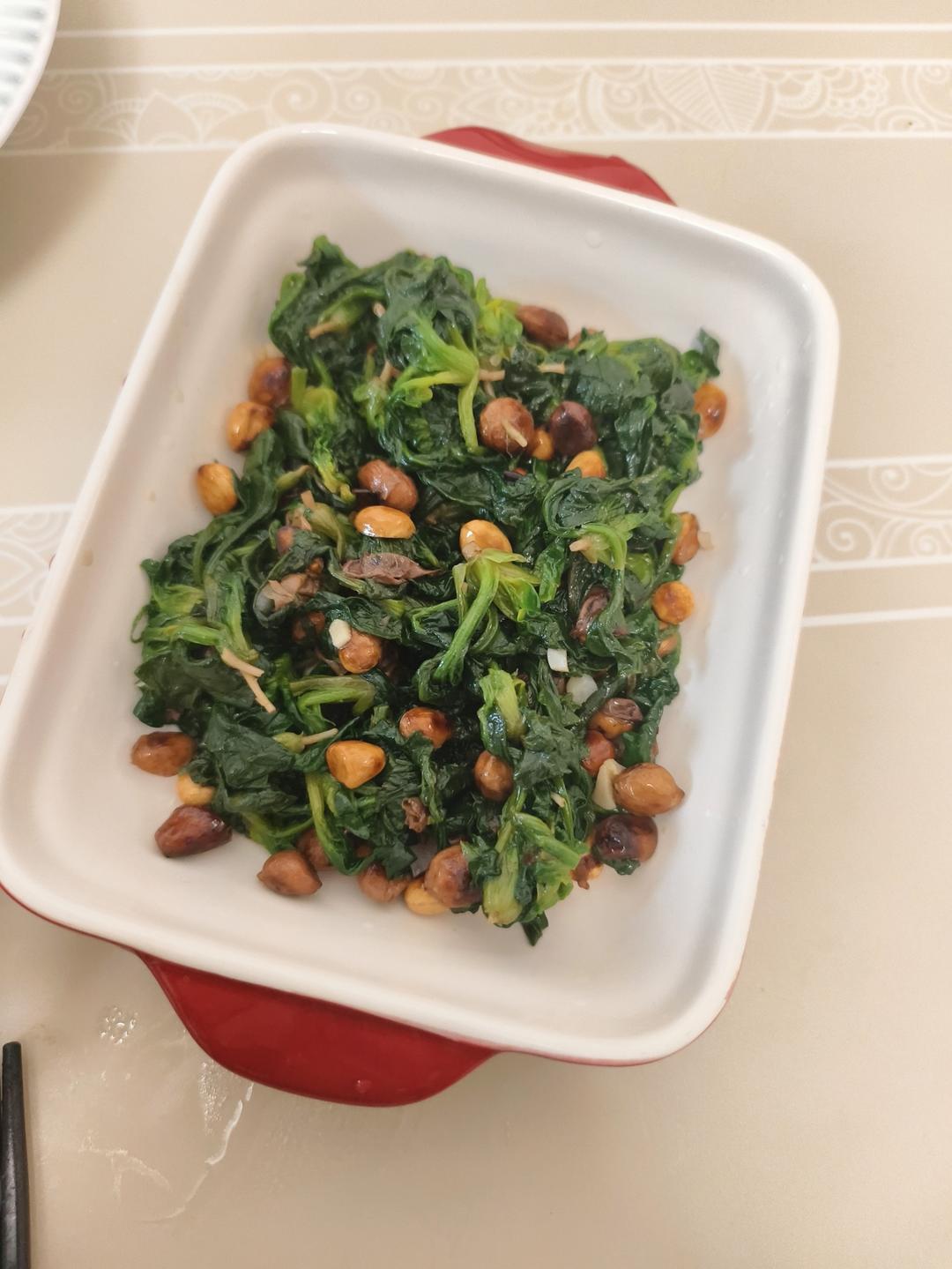 不涩口又嫩的清炒菠菜