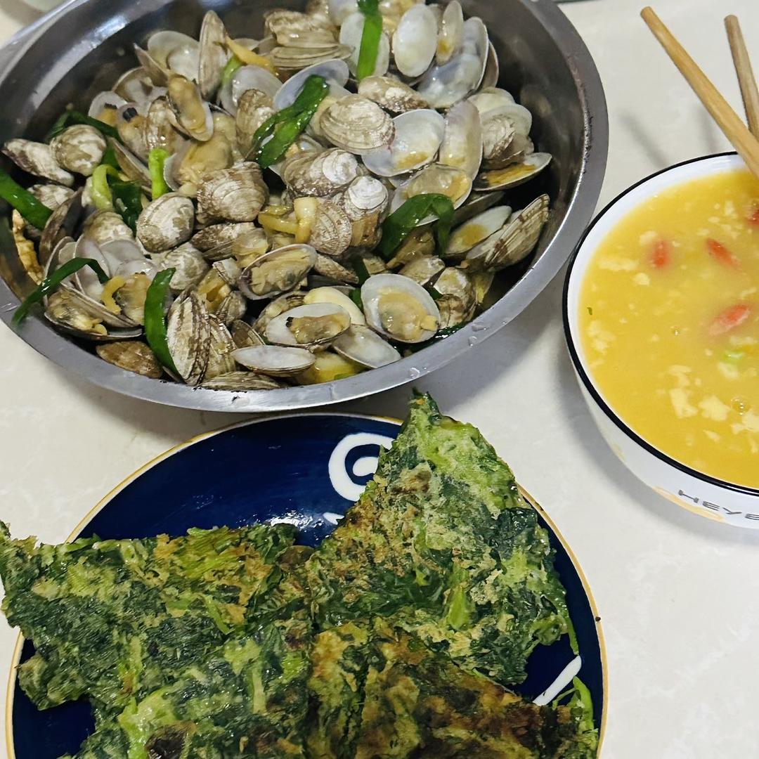 菠菜鸡蛋饼