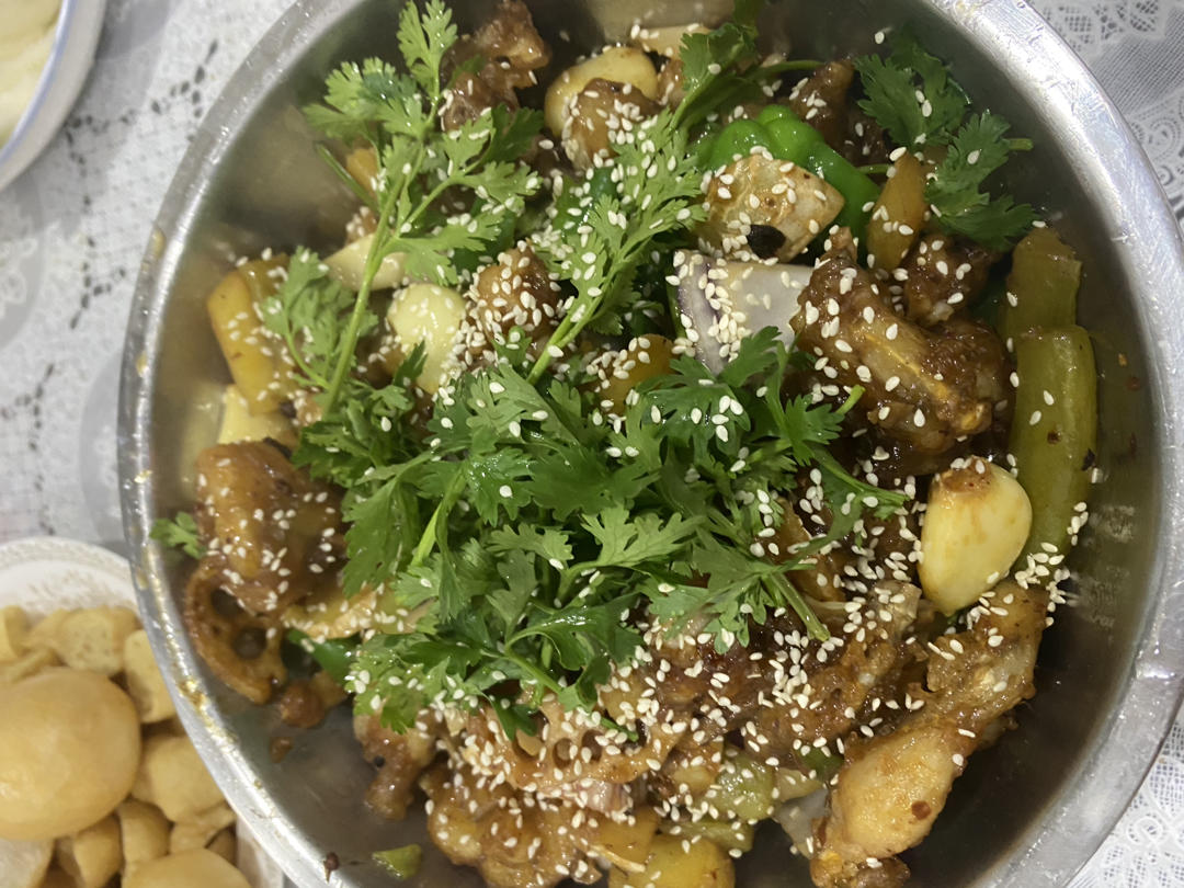 干锅牛蛙