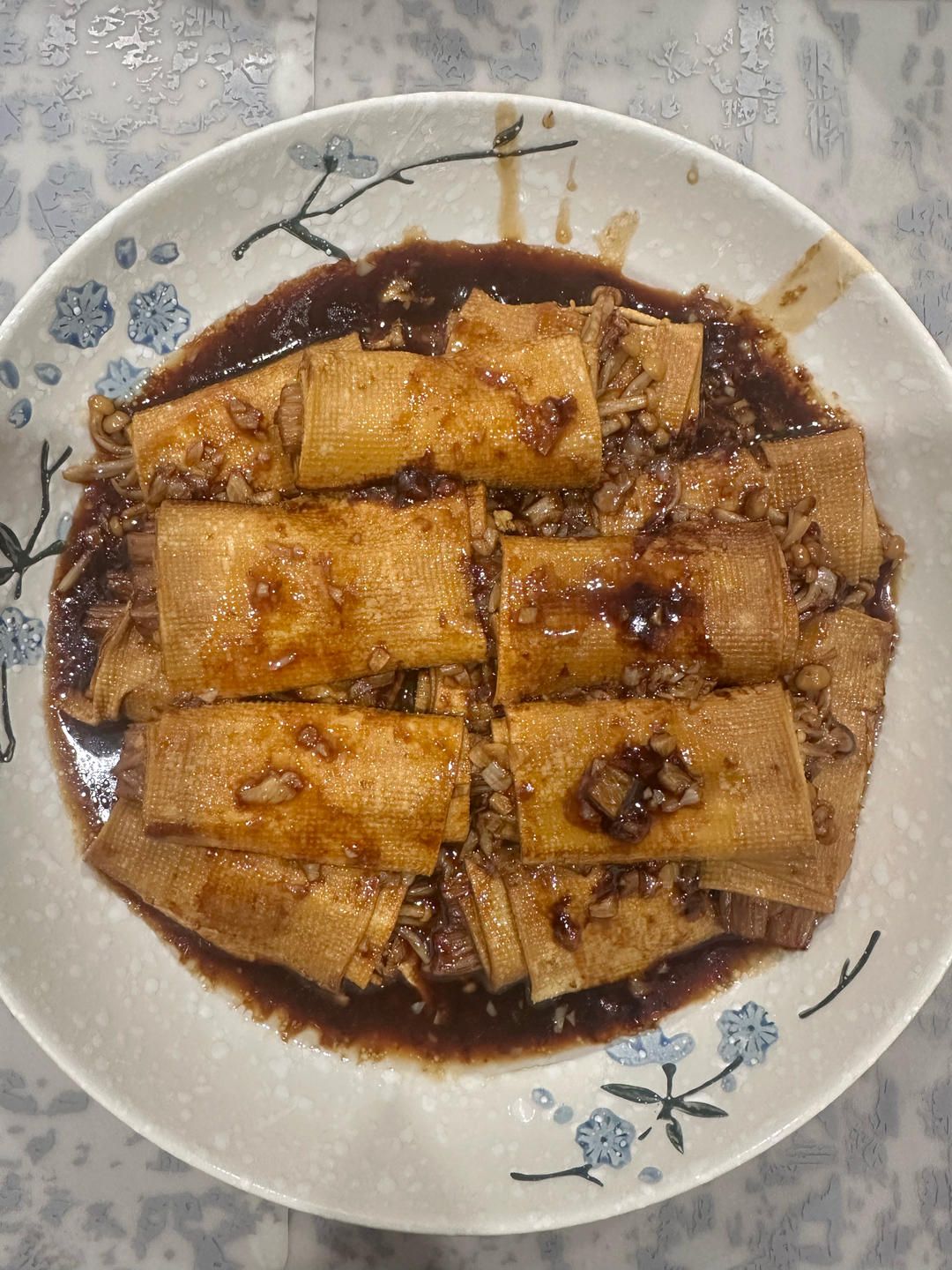 千张金针菇卷