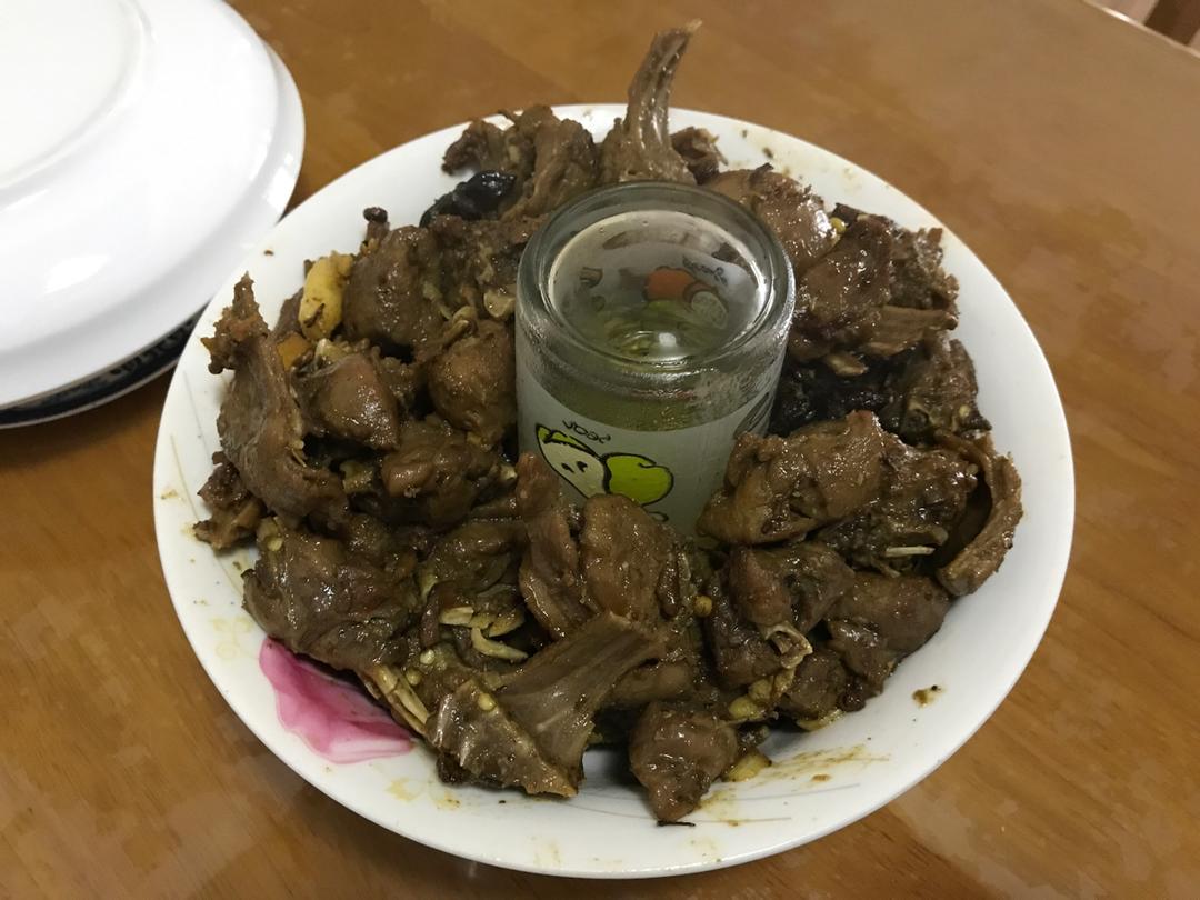 干锅香辣啤酒兔