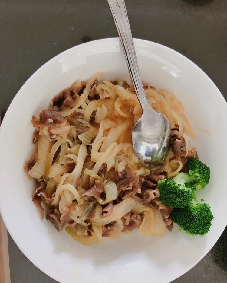 肥牛饭 比吉野家还好吃