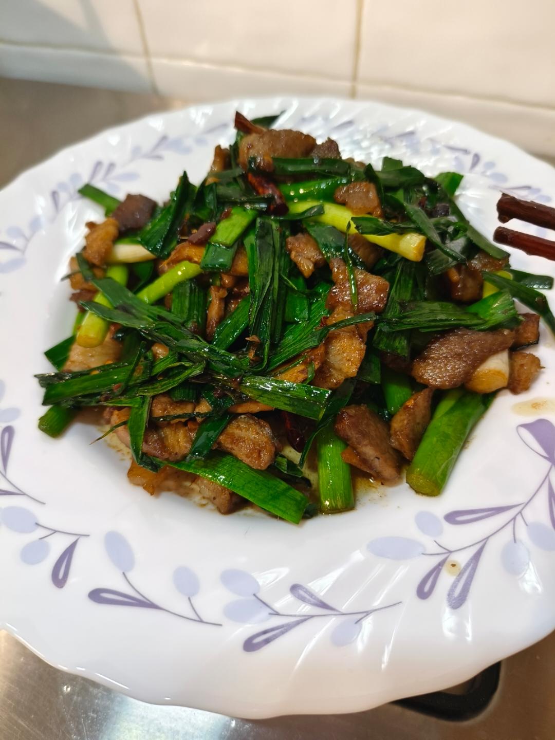 蒜苗回锅肉——经典川菜