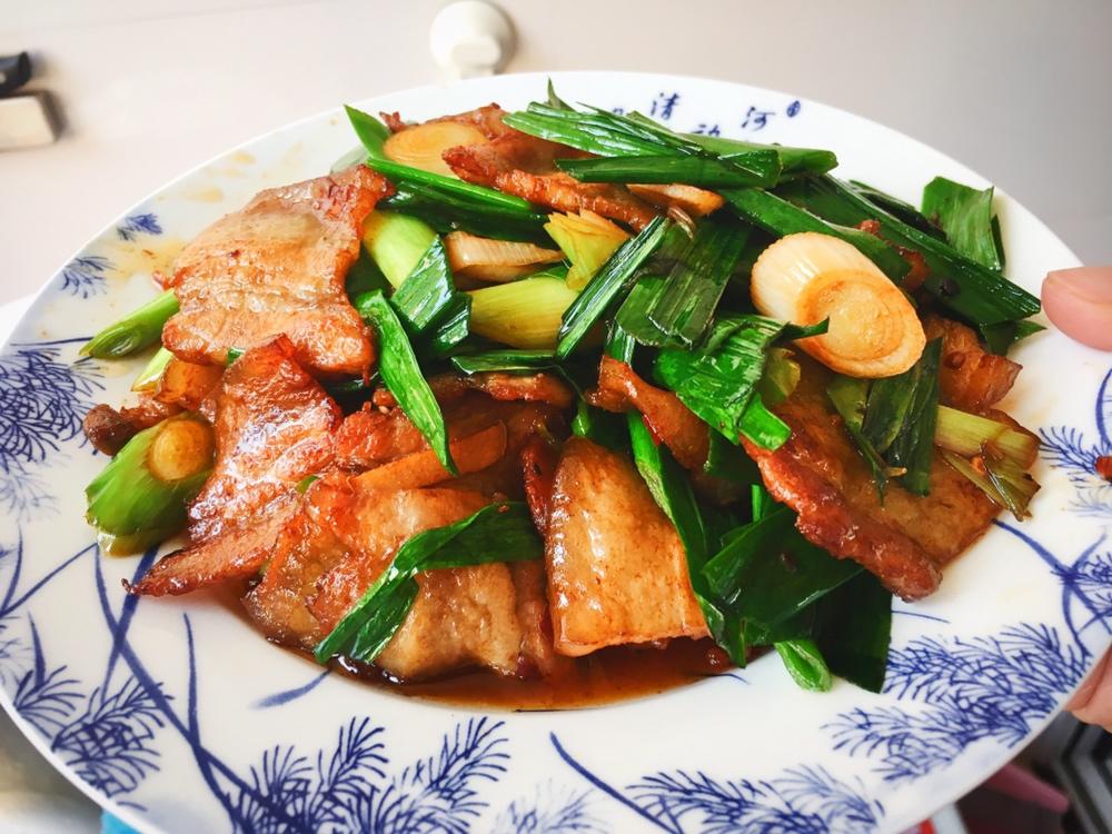 厨师长教你：“回锅肉”的正宗做法，先收藏
