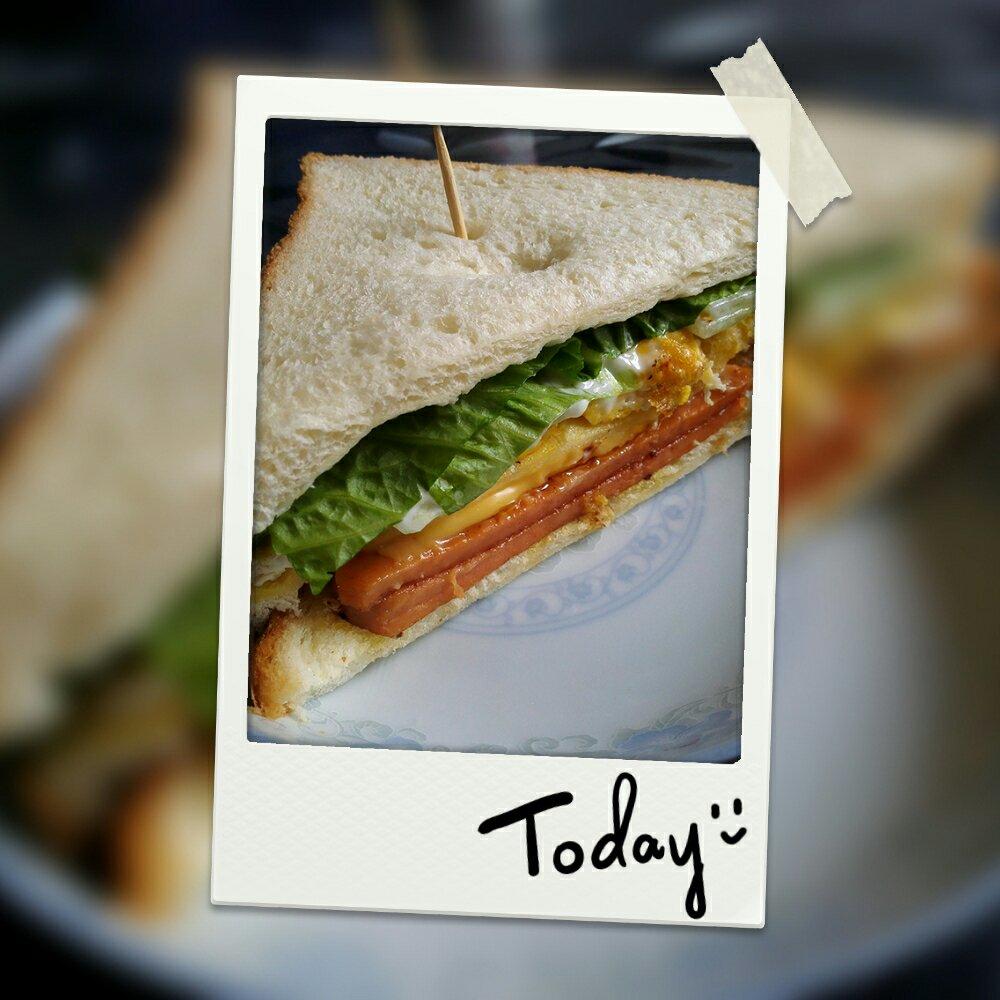 火腿芝士蛋三文治