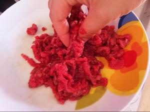 平底锅版番茄牛肉焗饭的做法 步骤2