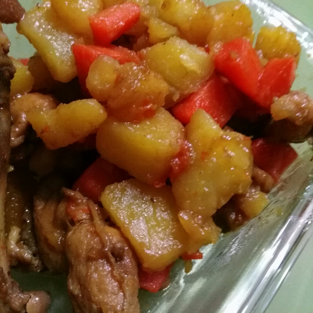 鸡腿炖土豆超级快手菜
