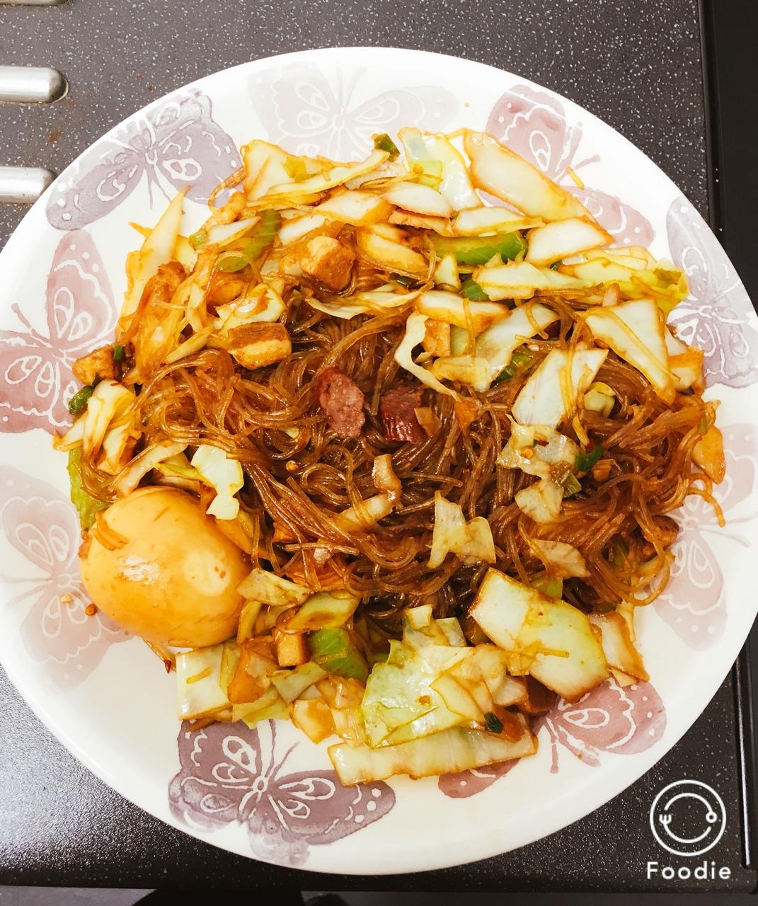 包菜炒粉丝